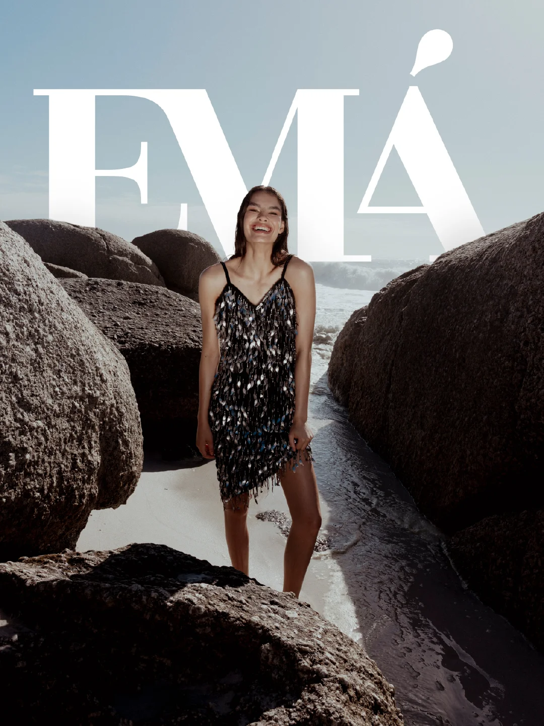 Emá Tanée Fashion-Editorial am Strand